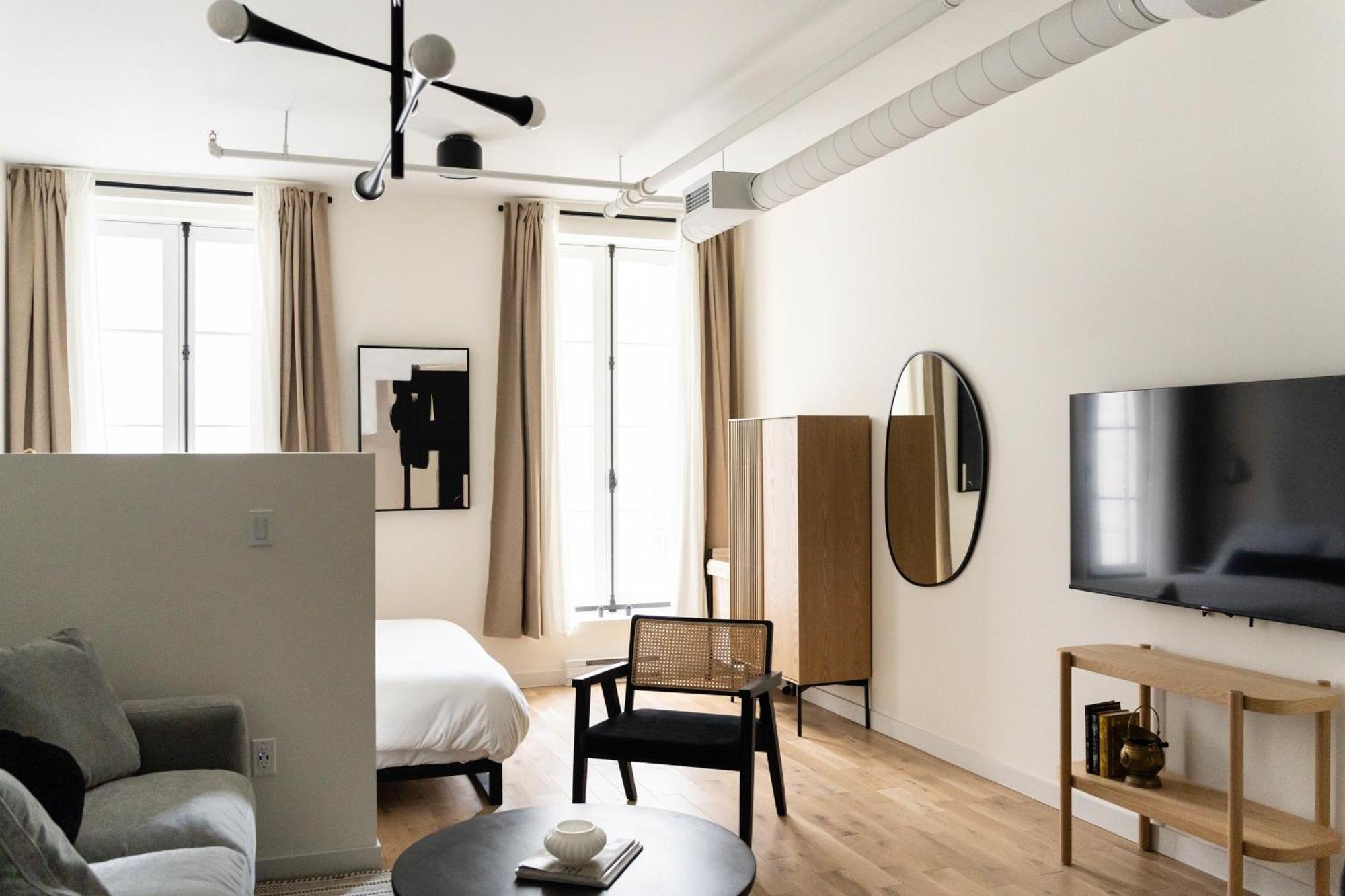 Maison Place Jacques-Cartier By Luxury In Transit Montreal Exterior foto