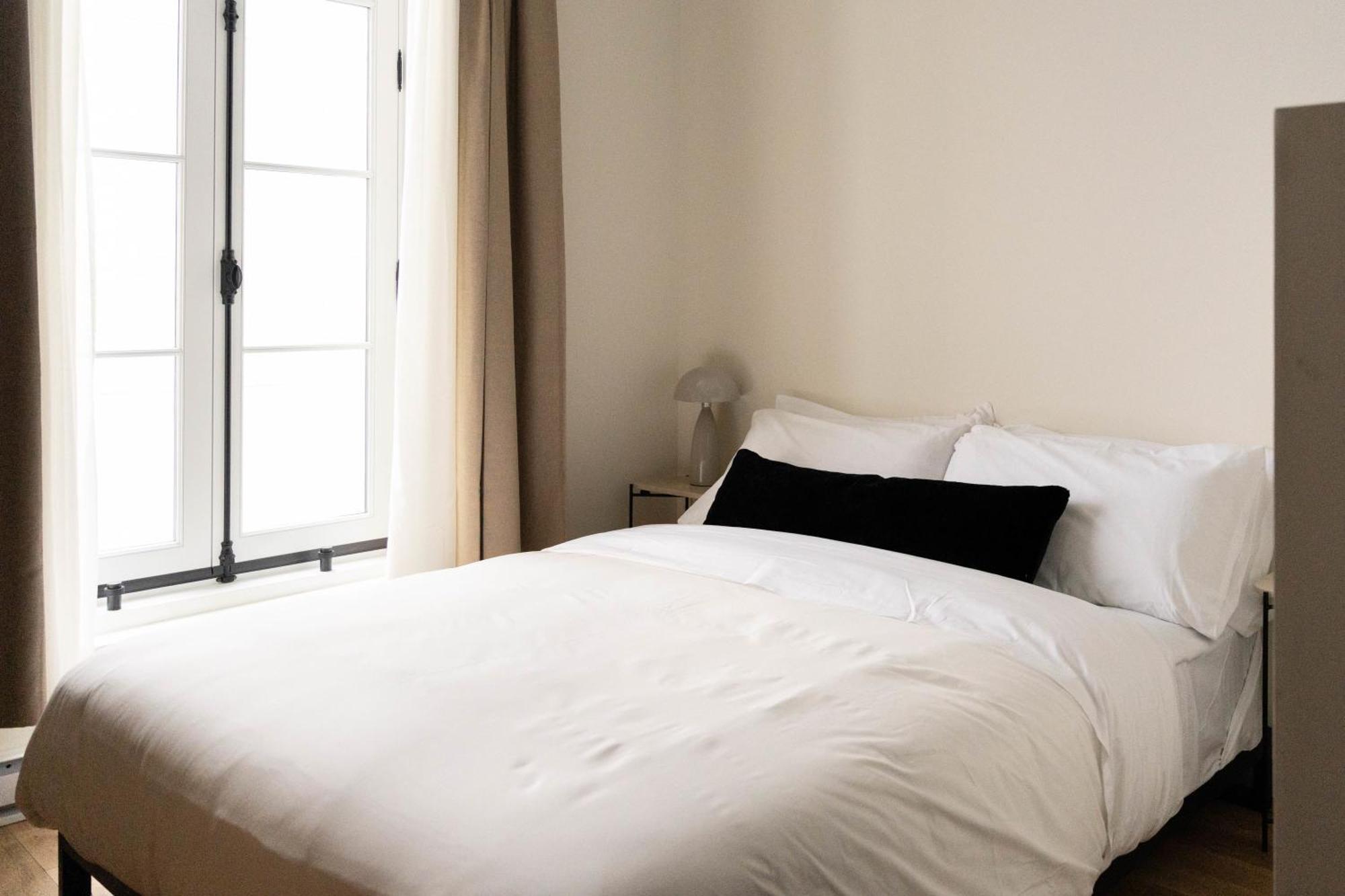 Maison Place Jacques-Cartier By Luxury In Transit Montreal Exterior foto